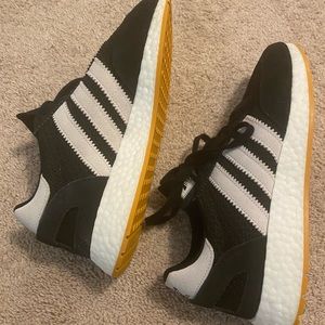 Adidas I-5923. Black